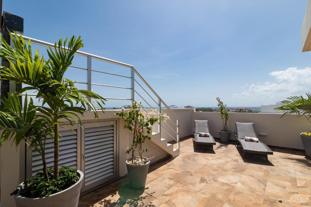 Kuyaan Coral Suites By In Playa