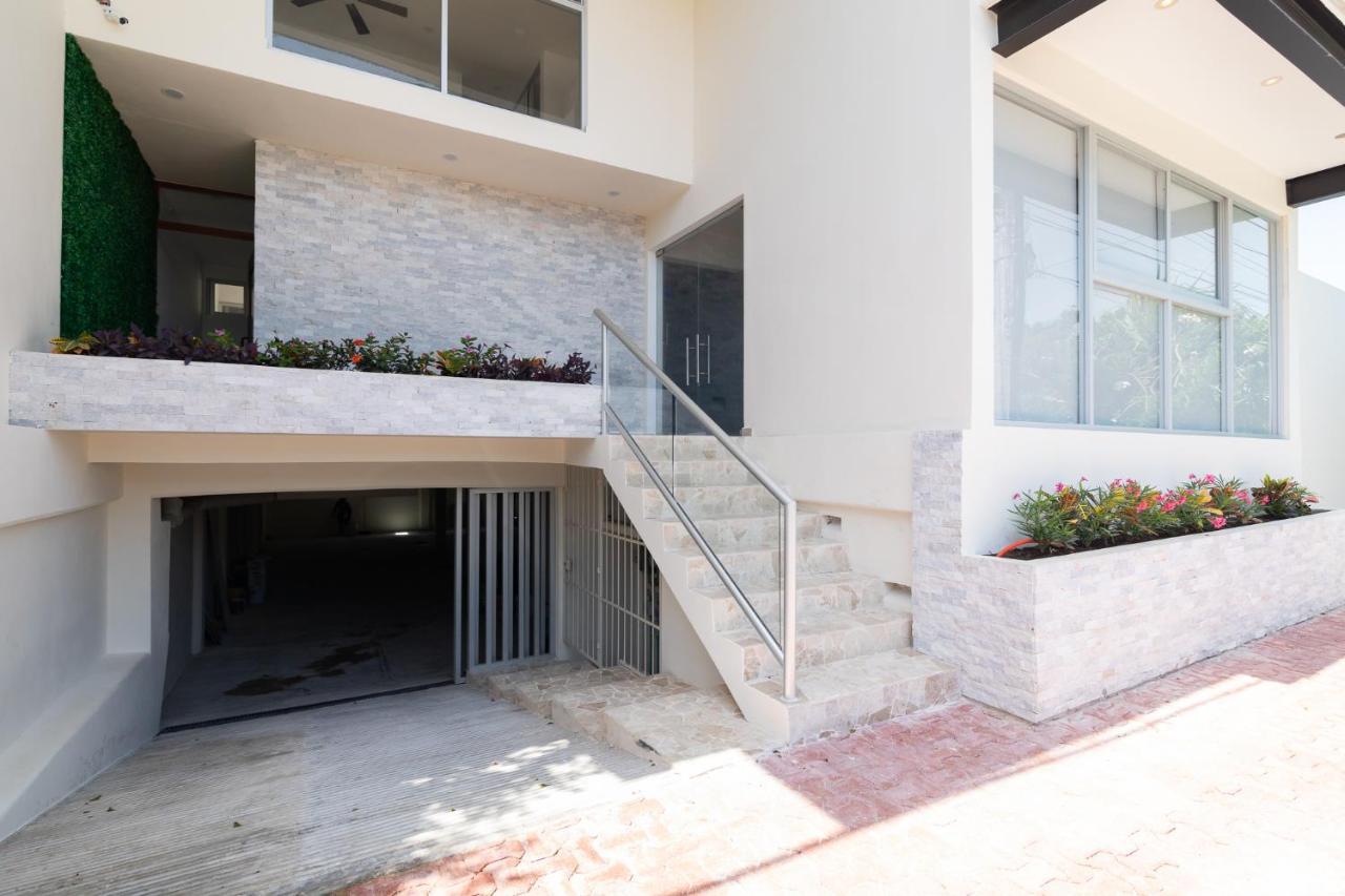 Kuyaan Coral Suites By In Playa *